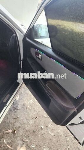 Mazda 626 2000 Trắng