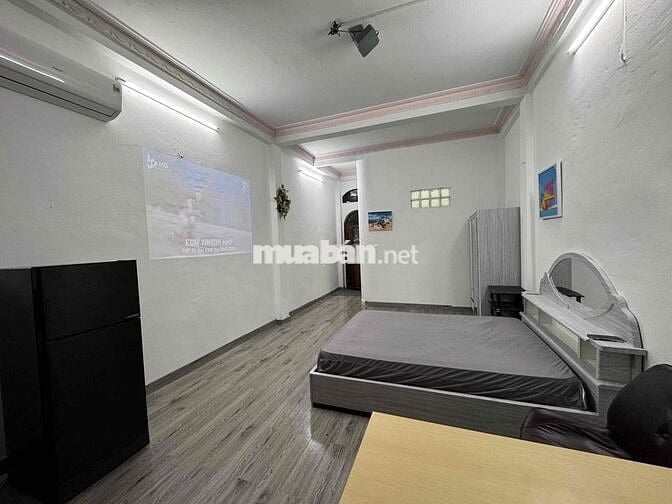 Phòng riêng 40m² Hoàng Hoa Thám, Tân Bình– Có bếp, bồn tắm, máy chiếu
