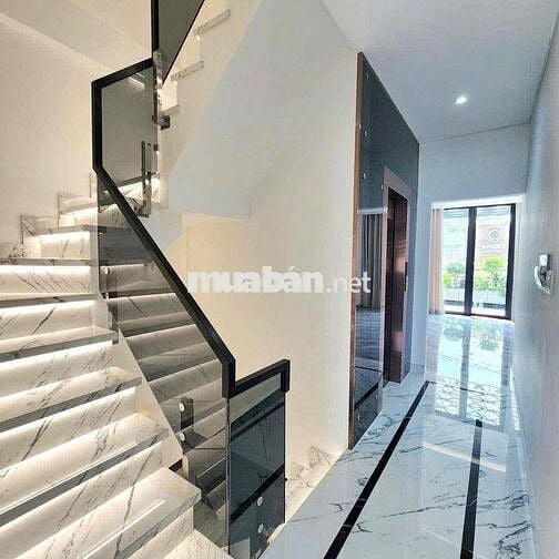 CHO THUÊ NHÀ PHỐ MỚI XÂY MẶT TIỀN LÂM VĂN BỀN FULL NỘI THẤT CAO CẤP