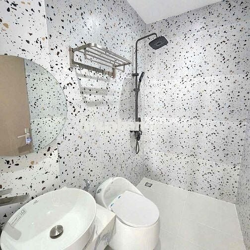 CHO THUÊ NHÀ PHỐ MỚI XÂY MẶT TIỀN LÂM VĂN BỀN FULL NỘI THẤT CAO CẤP