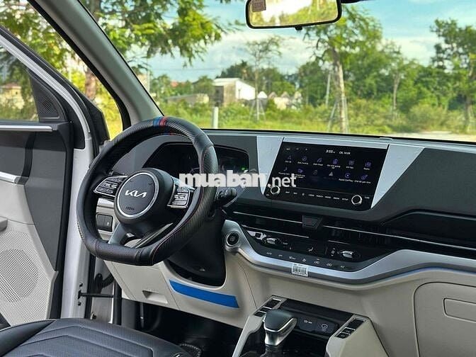 Kia Caren Luxury 2024 Trắng Tự động 22.000 km