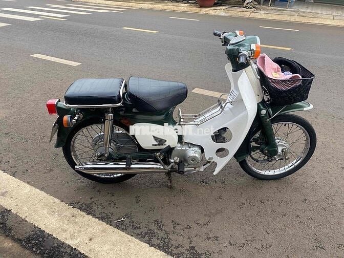 Honda Super Cub Xanh lá, trắng Cổ điển