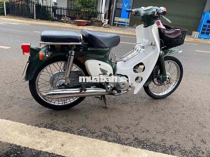 Honda Super Cub Xanh lá, trắng Cổ điển