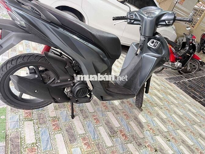 Honda Vision 2021 Cá tính màu Xám