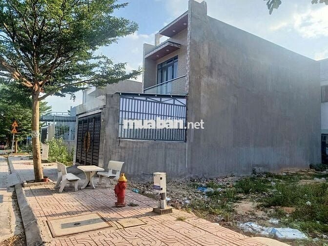 Cần bán đất đẹp , thổ cư 100% , khu dân cư hiện hữu, tiện ích đầy đủ