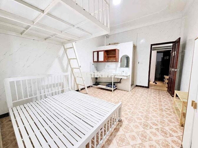 Sang nhà chdv 2 căn ở Lê Quang Định và Nguyễn Văn Đậu