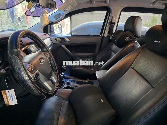 Xe Gia Đình Ford Ranger 2 cầu Trắng Mạ Crom