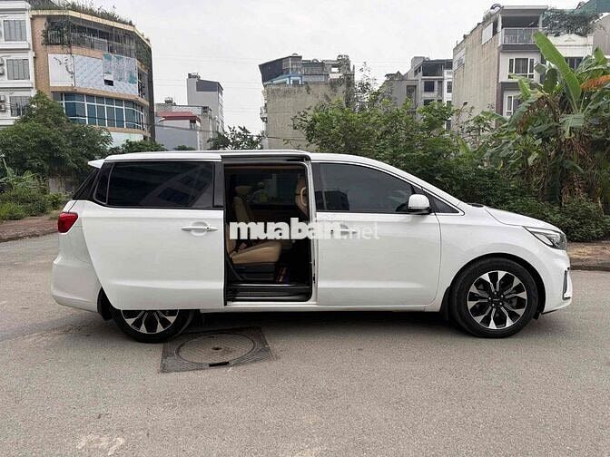 Kia Sedona 2019 Dầu 17 vạn km Trắng