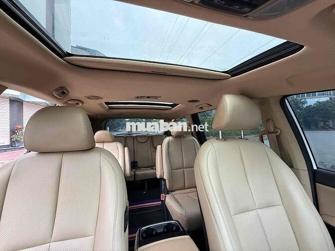 Kia Sedona 2019 Dầu 17 vạn km Trắng