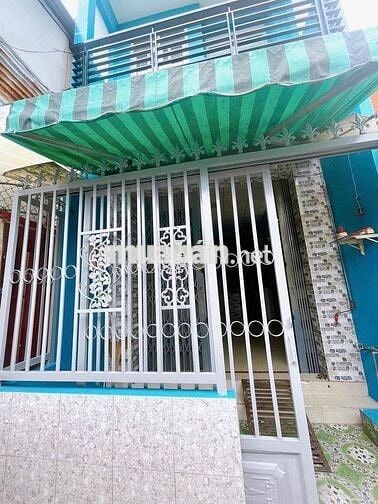 nhà cho thuê nguyên căn 1 trệt. Một 1 lầu ,2p ngủ .2wc