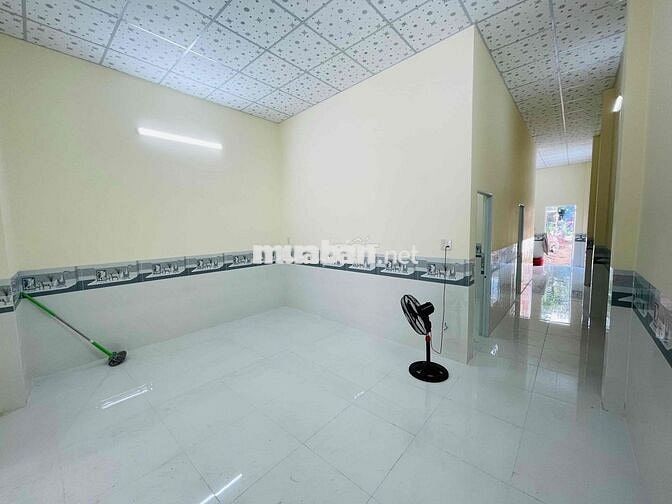Nhà mới xây 5x20m 2phòng hẻm ô tô Đồng Văn Cống