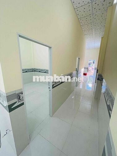 Nhà mới xây 5x20m 2phòng hẻm ô tô Đồng Văn Cống