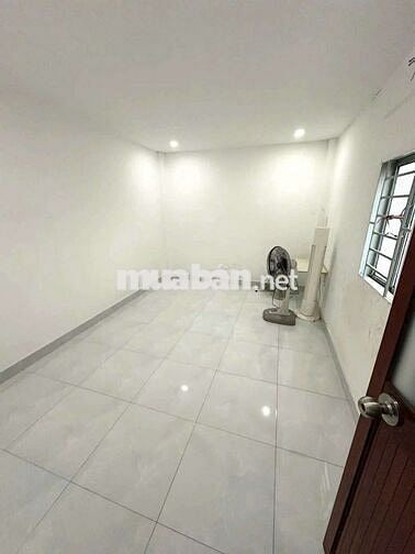 Nhà thuê Thạch Lam. Quận Tân Phú (2pn, 2wc) Dtsd 81m2