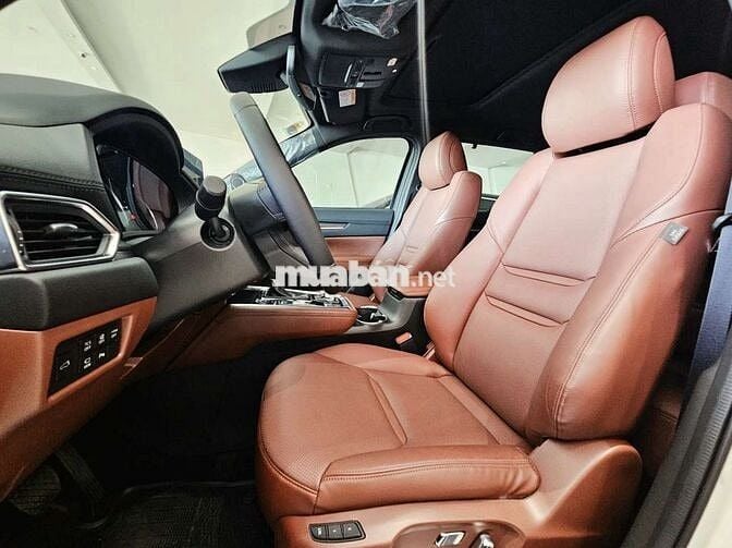 Mazda CX8 Premium 2026, lướt 2.000km, tk 150tr.