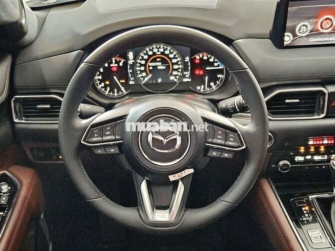 Mazda CX8 Premium 2026, lướt 2.000km, tk 150tr.