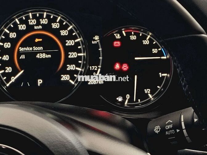 Mazda CX8 Premium 2026, lướt 2.000km, tk 150tr.