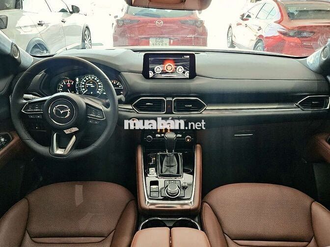 Mazda CX8 Premium 2026, lướt 2.000km, tk 150tr.