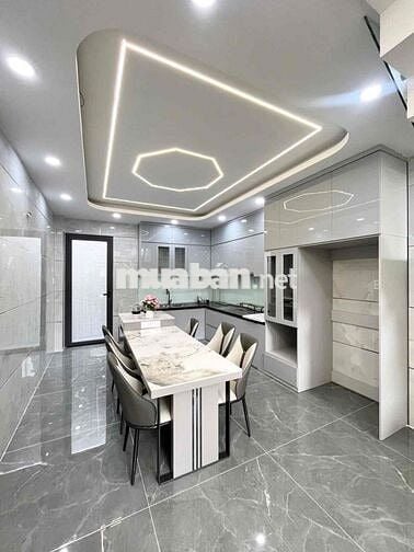 NHÀ ĐẸP 5 TẦNG — GẦN AN DƯƠNG VƯƠNG TÊN LỬA ( 4M x 20M) 80M2 - 450M2