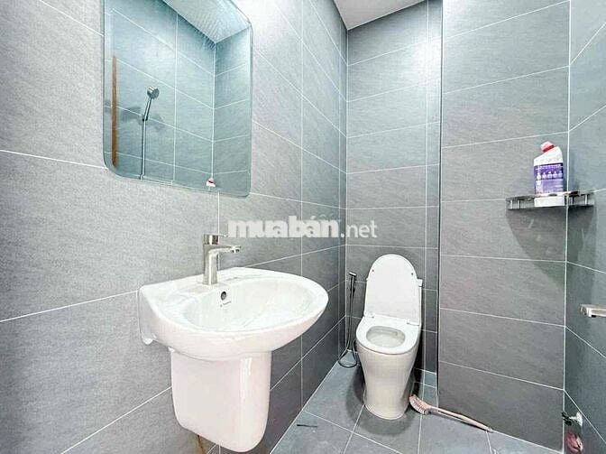 Cho thuê căn hộ 40m2 ban công rộng full nội thất cao cấp ngay Quận 10
