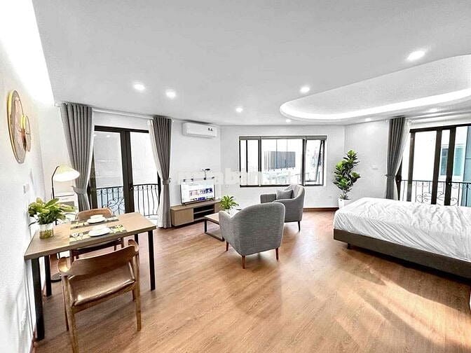 CHO THUÊ CĂN HỘ DV SIÊU ĐẸP THOÁNG NGAY TRUNG TÂM QUẬN NHẤT