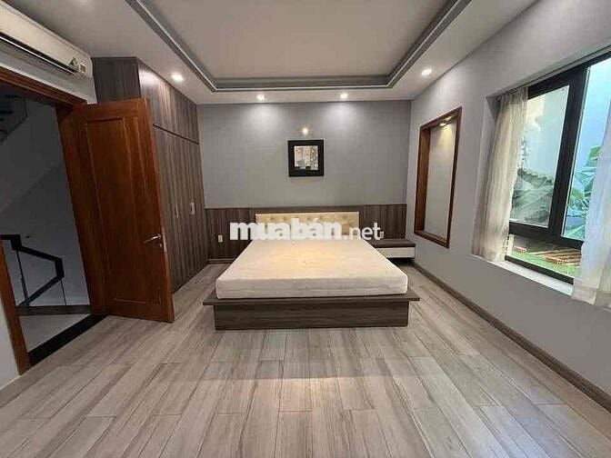 Cho thuê nhà nguyên căn Đường số gần cc Đức Khải Quận7