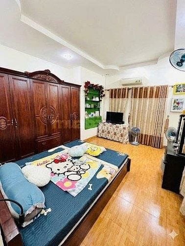 GẢIM SÂU 2 TỶ 550 BÁN NHÀ CÁCH MẠNG THÁNG 8 QUẬN 3 
