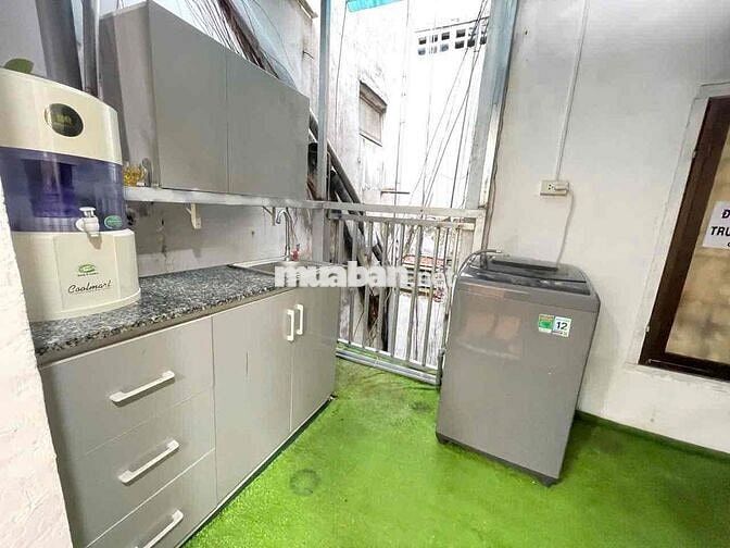 Cho thuê tầng 3, 2PN 1wc. kế Cinestar Quốc Thanh.