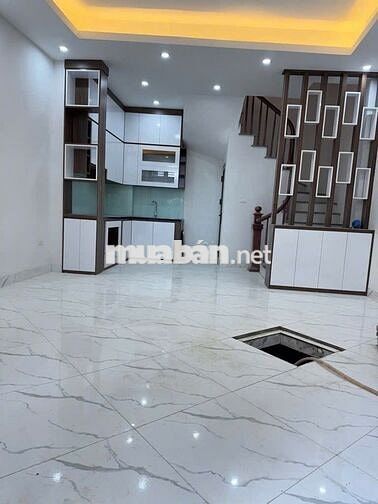  Nhà Đẹp Giá Quất Long Biên , Sổ Đỏ Chính Chủ , Giá Rẻ Chờ Thời
