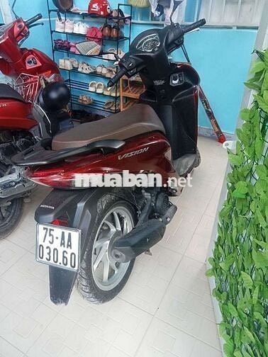 Honda Vision 2025 Cao Cấp màu Đỏ
