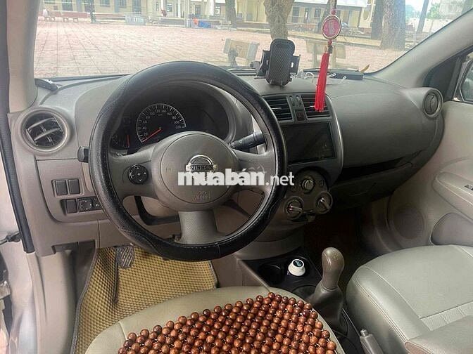Nissan Sunny Bạc 157.411 km