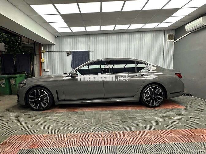 BMW 730Li M Sport 2020 Xám 80000 km