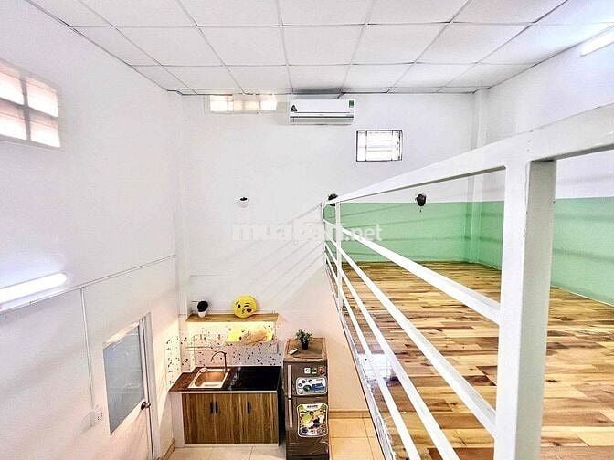 CHO THUÊ PHÒNG FULL NỘI THẤT GÁC CAO 2m RỘNG CỰC KỲ NGAY TÊN LỬA