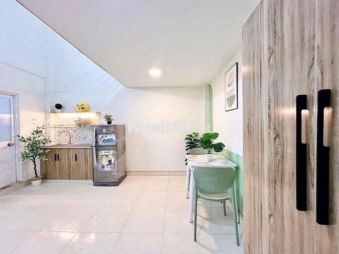 CHO THUÊ PHÒNG FULL NỘI THẤT GÁC CAO 2m RỘNG CỰC KỲ NGAY TÊN LỬA