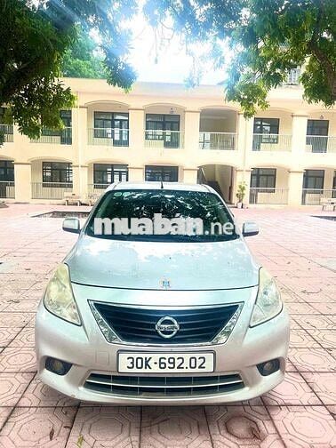 Nissan Sunny Bạc 157.411 km