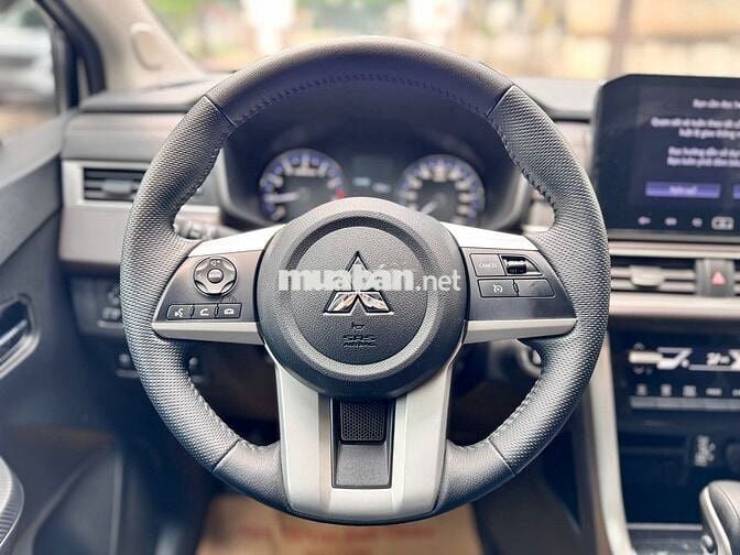 Xpander 1.5 Premium 2025 Trắng 26.000 km