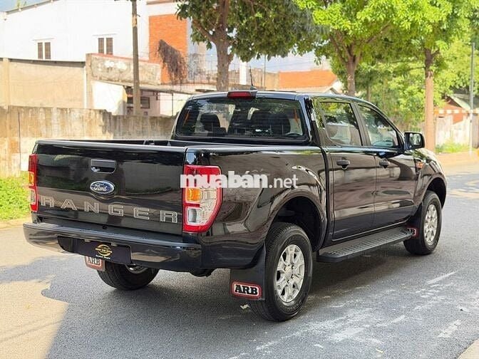 Ford Ranger XLS 2.2 4x2 AT 2022 Đen 62.000 km