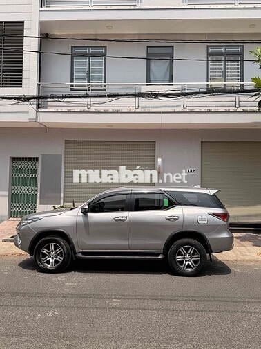 Toyota Fortuner 2.4G 2018 Xám Bạc Số tự động
