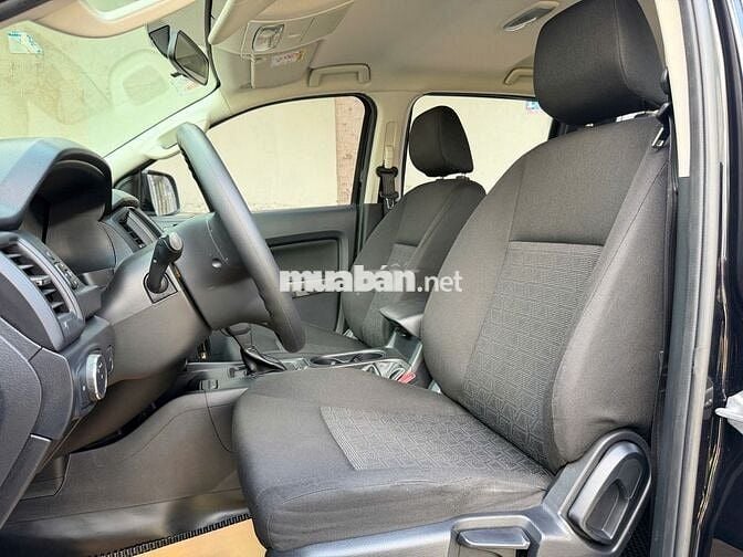 Ford Ranger XLS 2.2 4x2 AT 2022 Đen 62.000 km