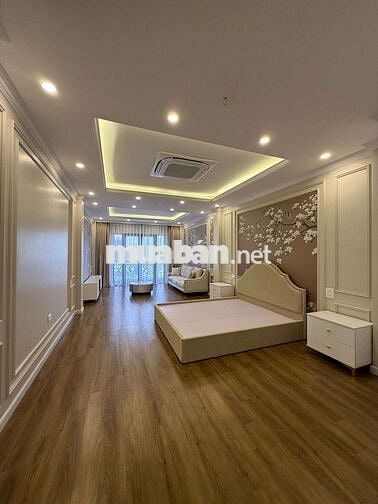 Nguyễn Văn Cừ - 8 Tầng Thang Máy - Gara 2 Ô Tô - Kinh Doanh  - 25 Tỷ