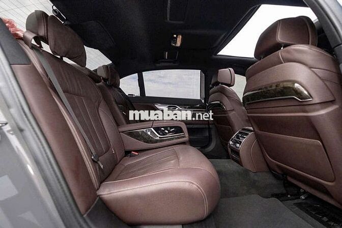 BMW 730Li M Sport 2020 Xám 80000 km