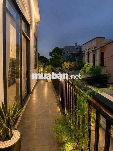 Siêu phẩm nhà 2 tầng HXH đường 8 Linh Xuân giá chỉ 3ty550