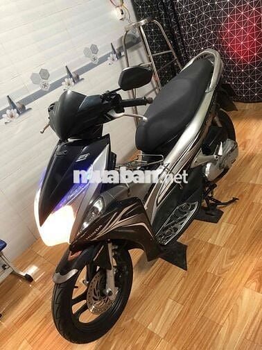Honda Air Blade Fi màu Đen - Bạc