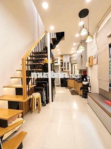 Siêu phẩm nhà 2 tầng HXH đường 8 Linh Xuân giá chỉ 3ty550