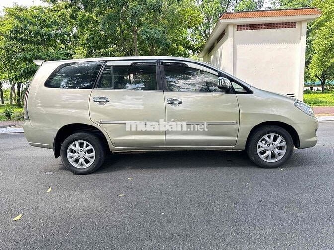 Toyota Innova G 2008 Số sàn Vàng cát 7 chỗ