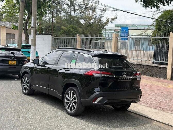 Toyota Cross 1.8V 2024 Vô cấp CVT Đen Một Chủ
