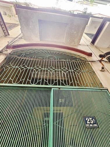 Võng Thị - Tây Hồ - 71 M2 – 5 Tầng – MT 4.5 M -Giá 15.8 Tỷ. 