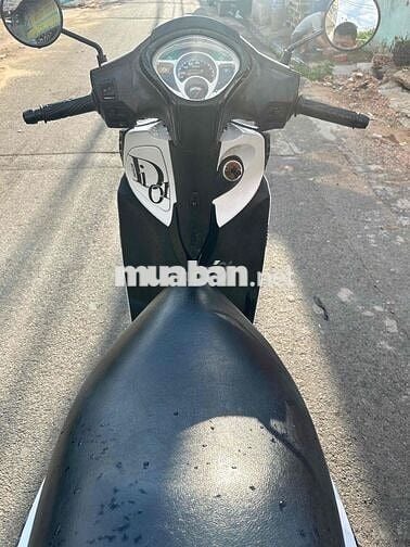 Kymco People phun xăng điện tử. dáng như SH