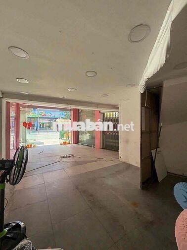 Cho Thuê Nhà Mặt Tiền Đường Lê Hồng Phong, Quận 10