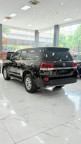 Bán Land Cruiser 4.6 V8 sản xuất 2020. xuất hoá đơn VAT.