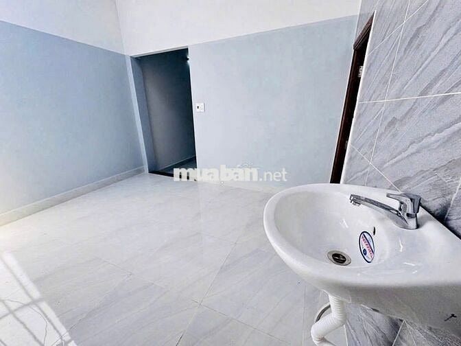 Bán nhà gác lửng kiệt Nguyễn Công Hoan,ngay sau lưng bến xe,giá 3tỷ150